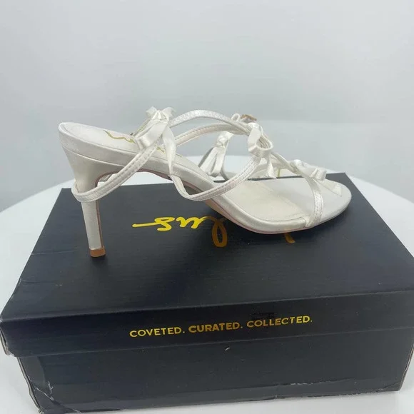 Lulus Reelaine White Satin Bow Ankle Strap Sandals NWT Size 7.5 - Picture 5 of 9
